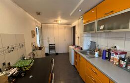 Vand apartament 4 camere