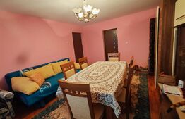 Casa tip duplex de vanzare in centru