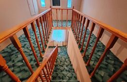 Casa tip duplex de vanzare in centru