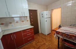 Casa tip duplex de vanzare in centru