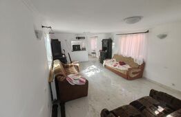 casa +anexe de vanzare