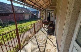 Casa +anexe de vanzare