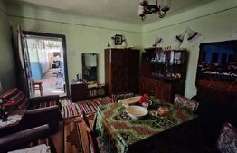 Casa +anexe de vanzare