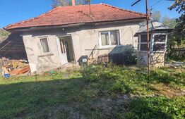 Casa de vanzare in localitatea Alunis