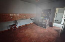 casa +anexe de vanzare