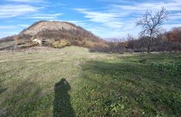 teren intravilan de vanzare