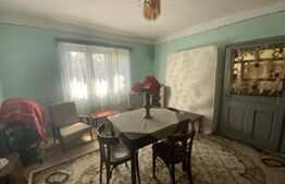 Casa de vanzare cu teren in suprafata de 3000 mp in comuna Creaca