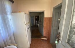 Casa de vanzare cu teren in suprafata de 3000 mp in comuna Creaca