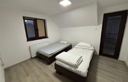 Casa de vanzare, cu 5 camere, 351 mp, Zalau