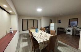 Casa de vanzare, cu 5 camere, 351 mp, Zalau