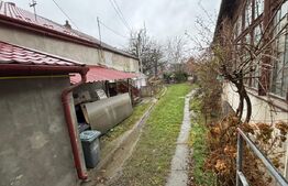 Casa de vanzare, cu gradina
