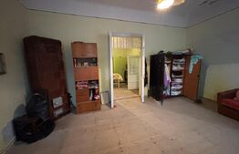 Casa de vanzare, cu gradina