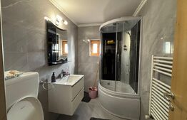 Apartament de vanzare, cu 2 camere, 54 mp, cartier Bradet