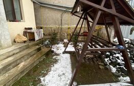 Casa de vanzare, 4 camere, 296 mp, zona ultracentrala