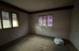 Casa cu anexe si gradina.