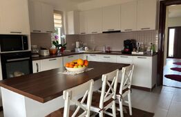 Casa de vanzare, 5 camere, 300 mp, Zalau