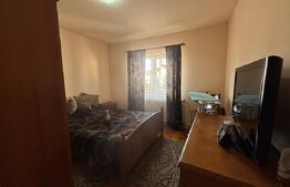 Apartament de vanzare, cu 3 camere, 68 mp, zona Dumbrava 2