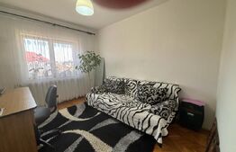 Apartament de vanzare, cu 3 camere, 68 mp, zona Dumbrava 2