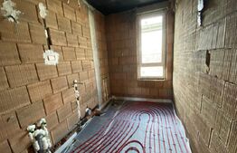 Casa de vanzare finisata, 4 camere in suprafata utila 105 mp