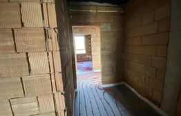 Casa de vanzare finisata, 4 camere in suprafata utila 105 mp