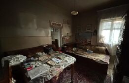 Casa de vanzare in suprafata  de 100 mp localizata central in Simleul Silvaniei