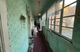 Casa de vanzare in suprafata  de 100 mp localizata central in Simleul Silvaniei