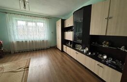 Casa de vanzare cu 3 camere  