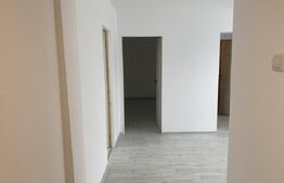 Apartament 4 camere in suprafata de 78 mp, decomandat, zona Dumbrava2