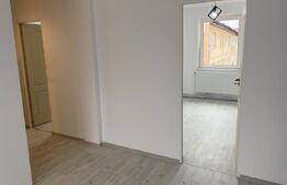 Apartament 4 camere in suprafata de 78 mp, decomandat, zona Dumbrava2