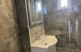 Apartament 4 camere in suprafata de 78 mp, decomandat, zona Dumbrava2