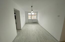 Apartament 4 camere in suprafata de 78 mp, decomandat, zona Dumbrava2