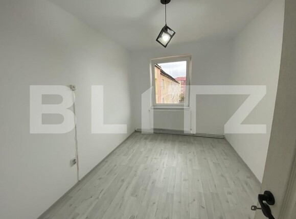 Apartament de vânzare 4 camere Dumbrava 2 - 168310AV | BLITZ Zalău | Poza1