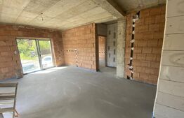 Apartament cu 3 camere, 65 mp, decomandat, zona Porolissum 