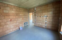 Apartament cu 3 camere, 65 mp, decomandat, zona Porolissum 