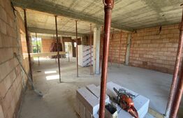 Apartament cu 3 camere, 77 mp, decomandat, zona Dumbrava Nord