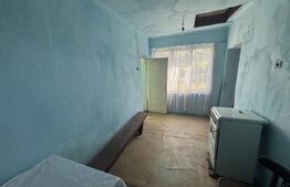 Casa de vanzare si anexe