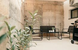 Apartament cu trei camere, 50 mp, ultrafinisat, zona Coada Lacului