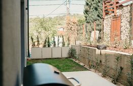 Apartament cu trei camere, 50 mp, ultrafinisat, zona Coada Lacului