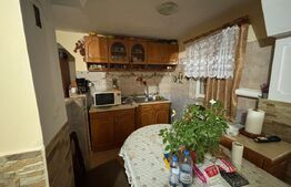 Casa de vanzare, central