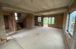 Casa de vanzare semifinisata 