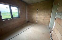 Casa de vanzare semifinisata 