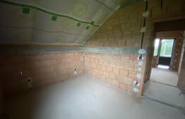 Casa de vanzare semifinisata 