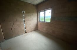 Casa de vanzare semifinisata 