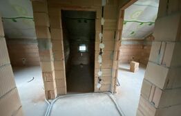 Casa de vanzare semifinisata 