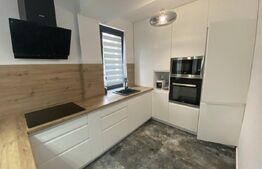 Apartament cu 3 camere, in suprafata de 110 mp, decomandat zona Crasnei