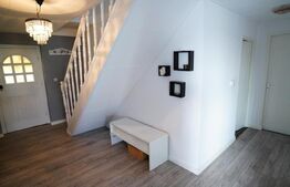 Casa de vanzare cu piscina