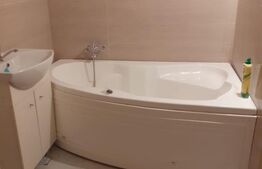 Apartament de vanzare, cu 3 camere, 65 mp, zona General Dragalina