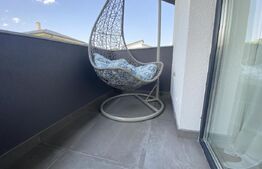 Apartament de vanzare, cu 3 camere, garaj si gradina, 105 mp, zona exterior est