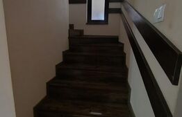 Casa de vanzare, cu 4 camere, 300 mp, zona exterior sud