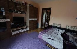 Casa de vanzare, cu 4 camere, 300 mp, zona exterior sud